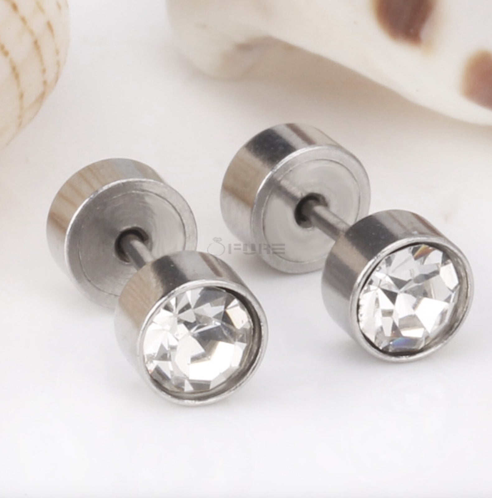 Attractive Small Tiny round 3MM CZ Crystal Silver Ear Studs Earrings Jewellery